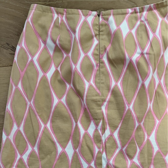 Trina Turk Pink and Tan Patterned Skirt ! Tennis , Golf , Fun - Picture 9 of 11